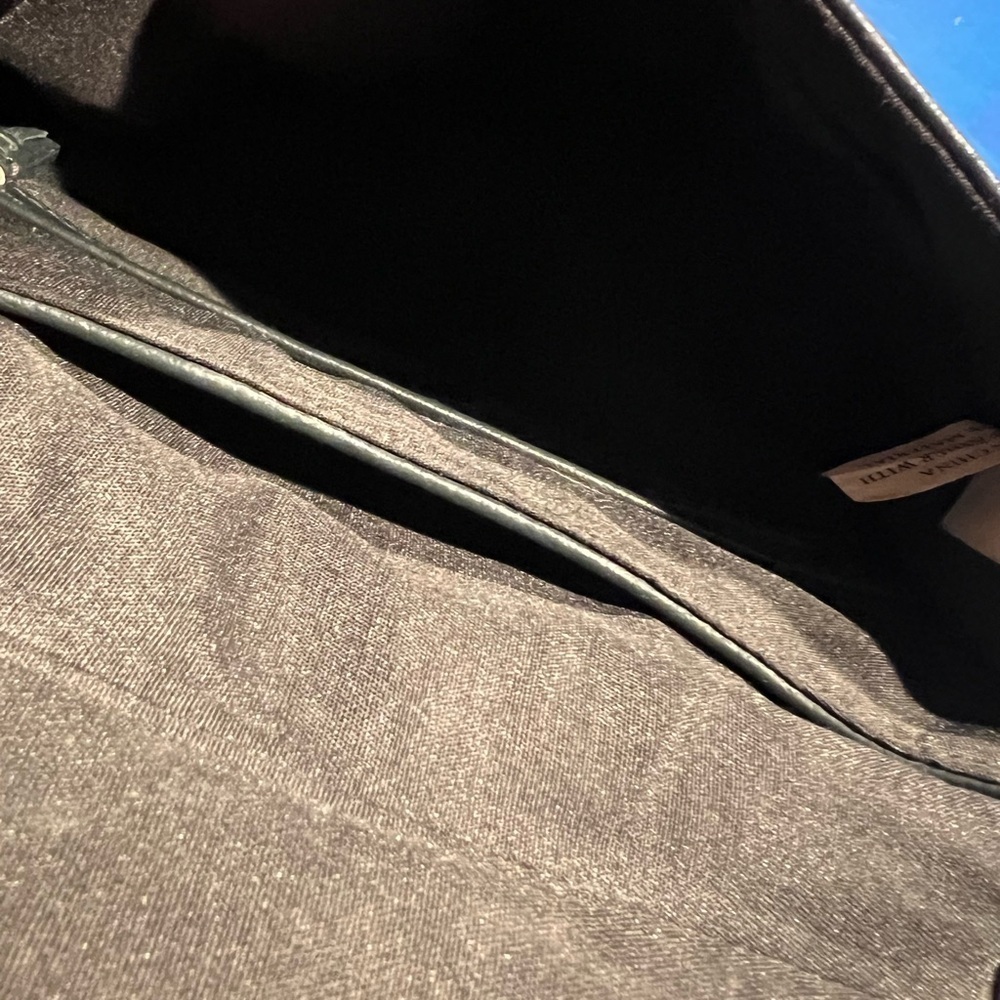 Rolf Genuine Leather Black Leather/PVC Shoulder Bag Great Preowned Condition - Picture 8 of 14